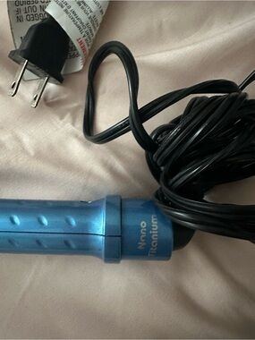 BaByliss Blue Nano Titanium Hair Styling Tool